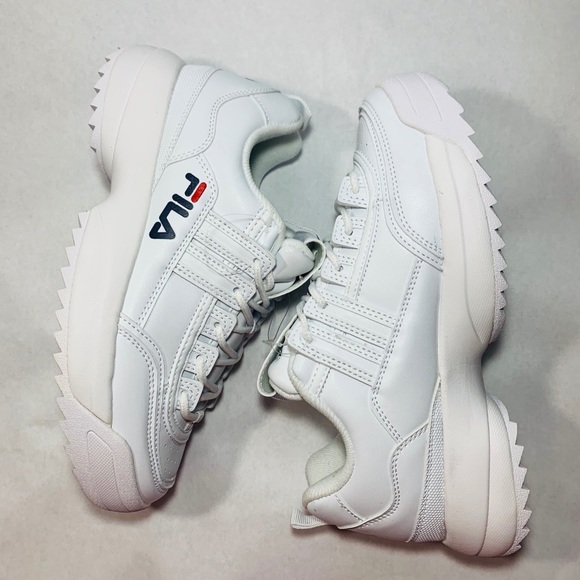 Womens Fila Athletic Shoe White Dogwood - Picture 4 of 7